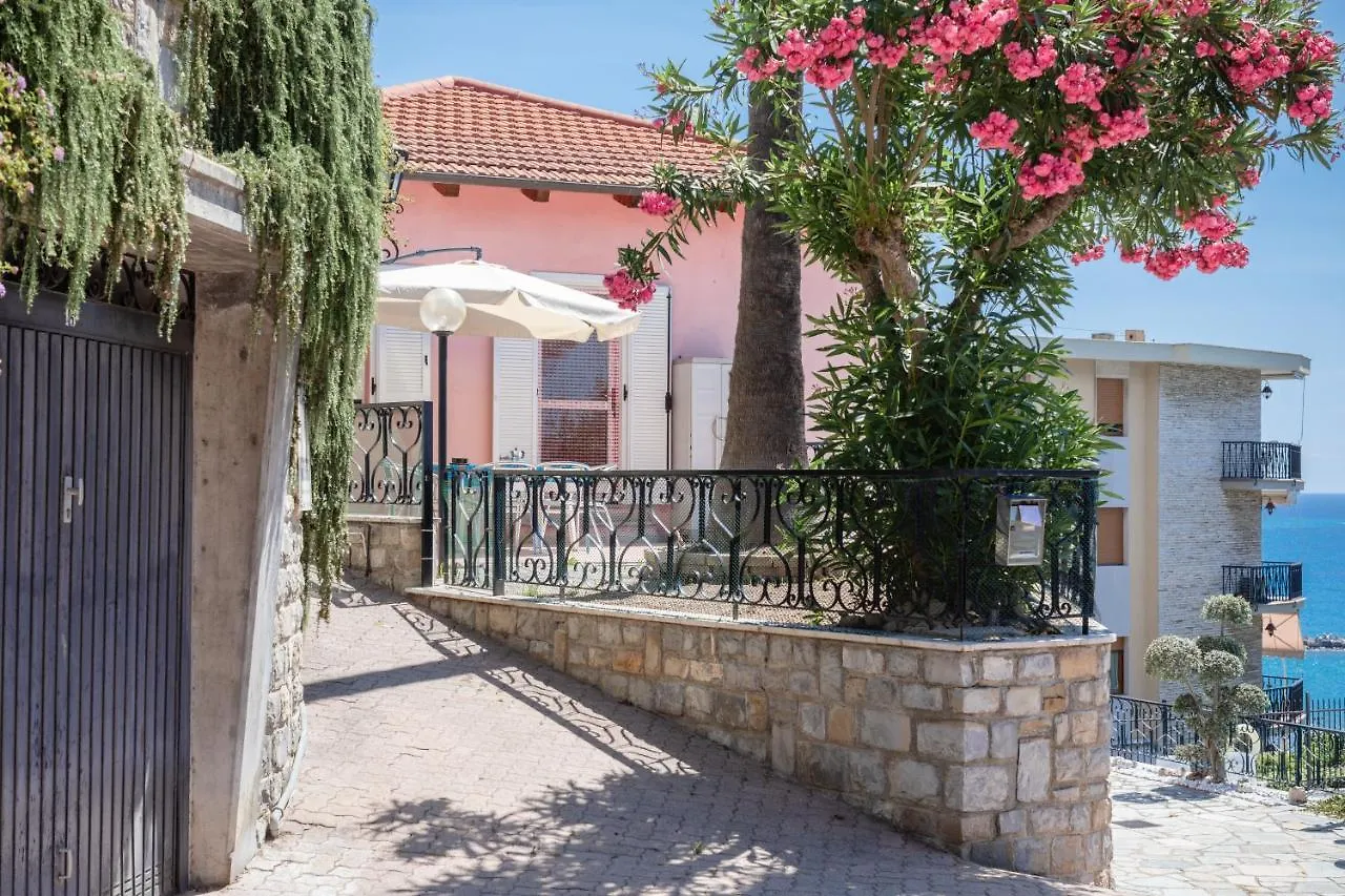 191B - Casa Con Piscina Vista Mare, 300M Dalla Spiaggia Apartment Ospedaletti